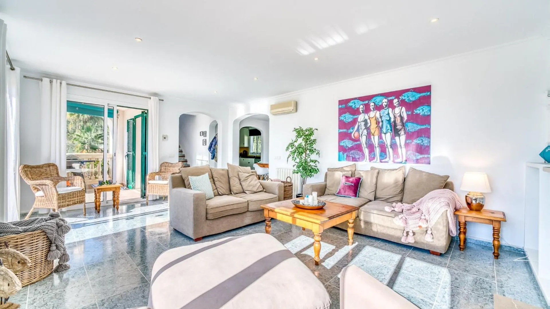 Villa Near Puerto De Alcudia Beach Alcanada
