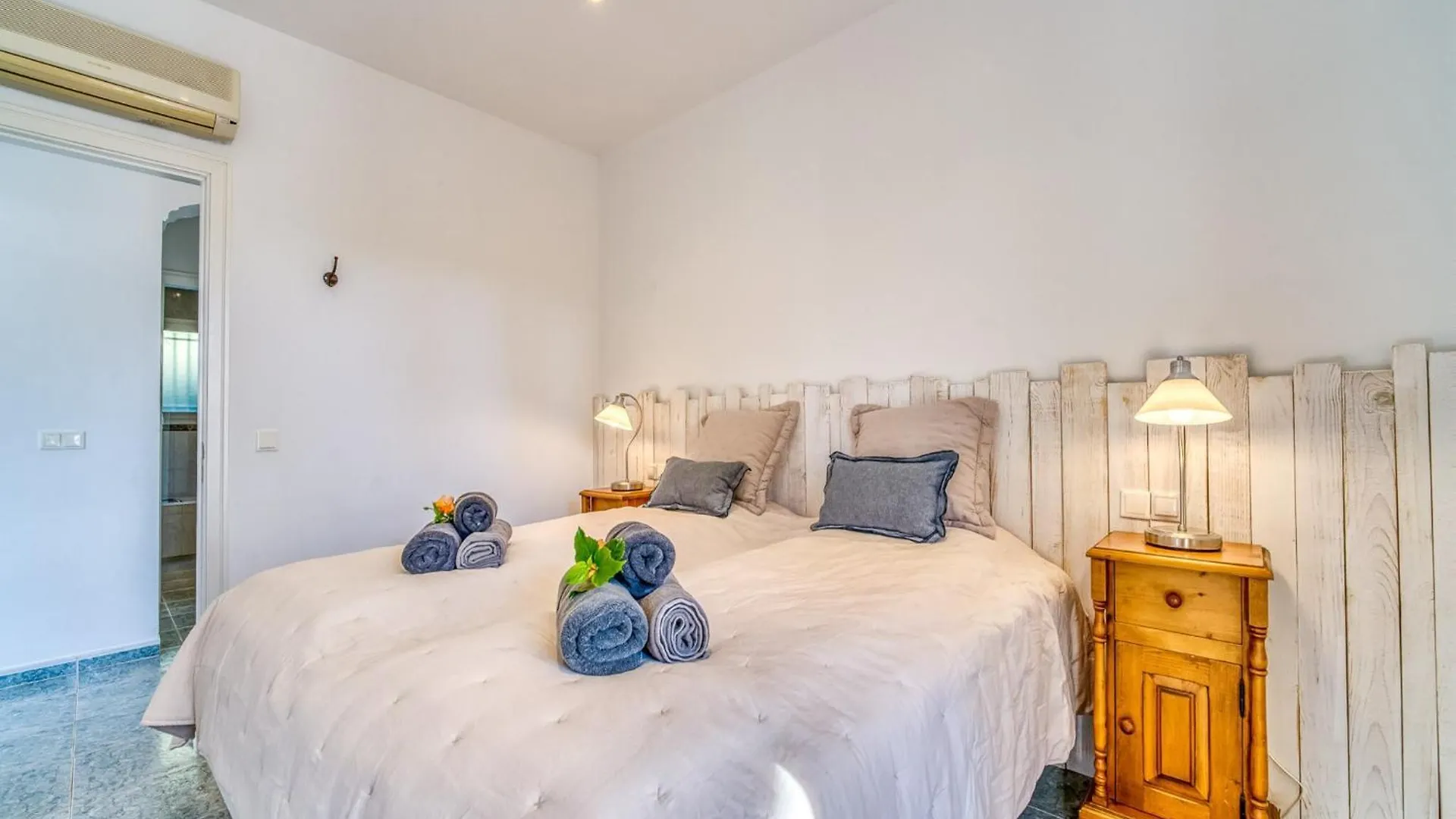 度假居 Villa Near Puerto De Alcudia Beach Alcanada